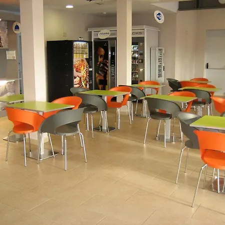 B&B Hotel Valencia Aeropuerto 